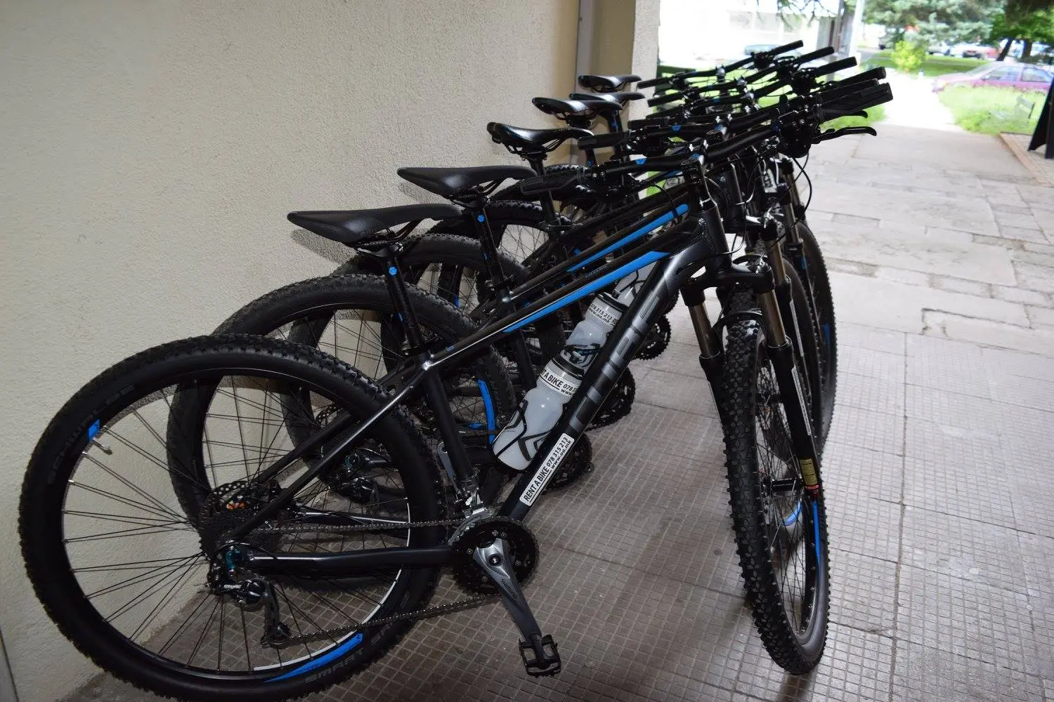 Rental mountain bikes ready to ride